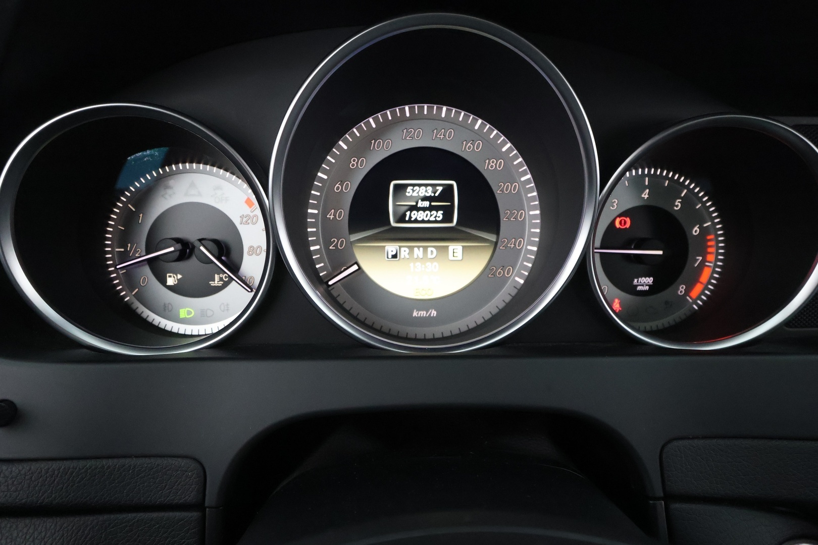 MERCEDES-BENZ C 2012