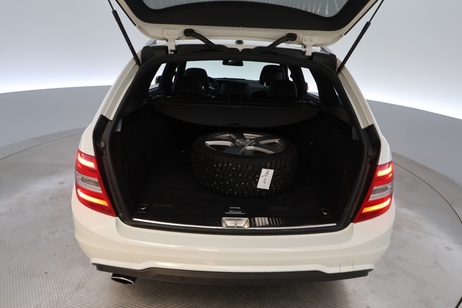 MERCEDES-BENZ C 2012