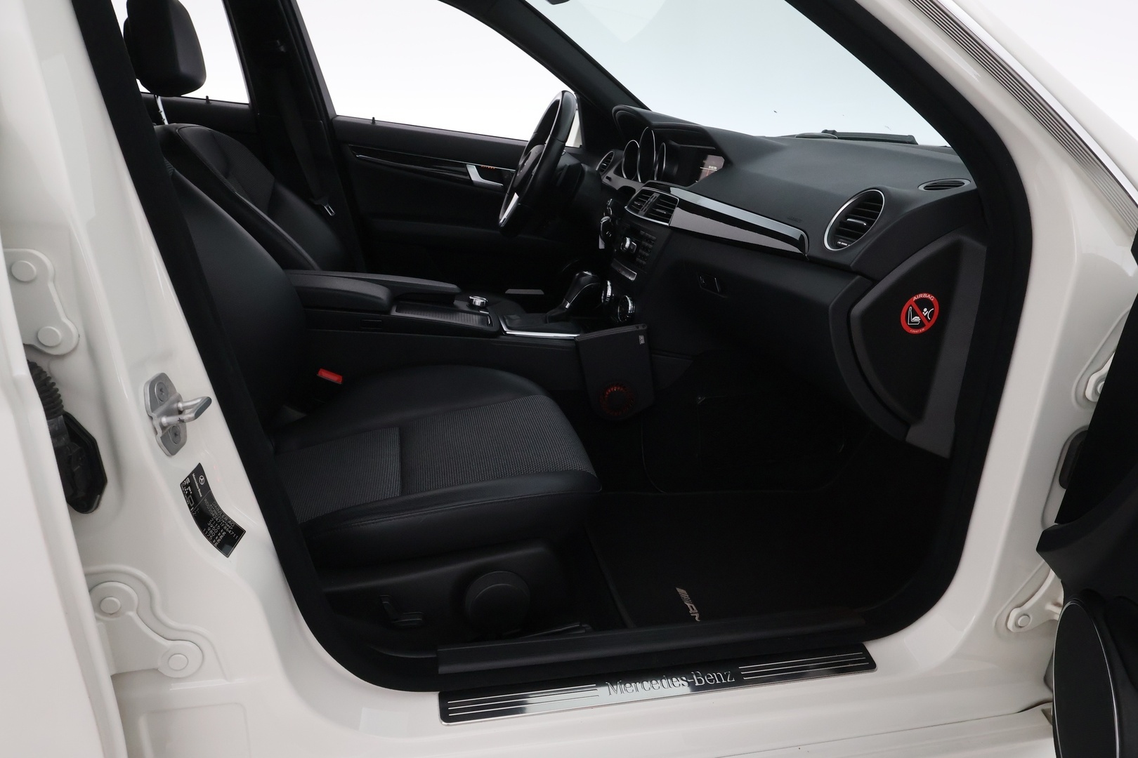 MERCEDES-BENZ C 2012