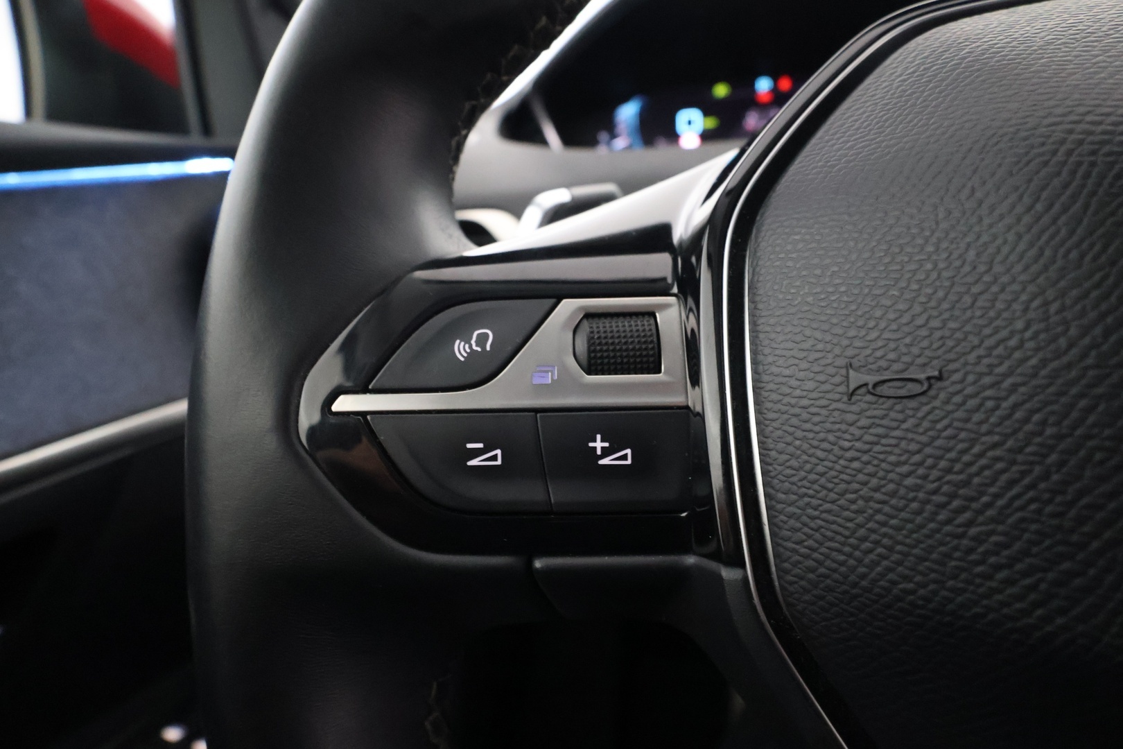 PEUGEOT 3008 2021
