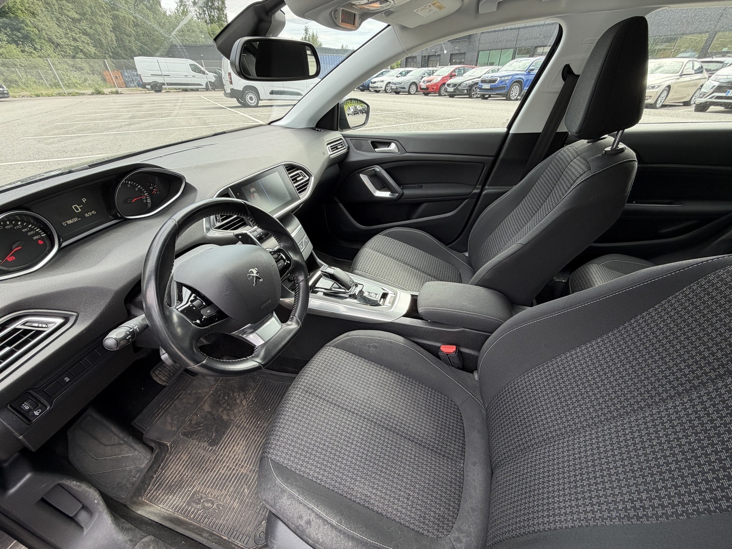 PEUGEOT 308 2020