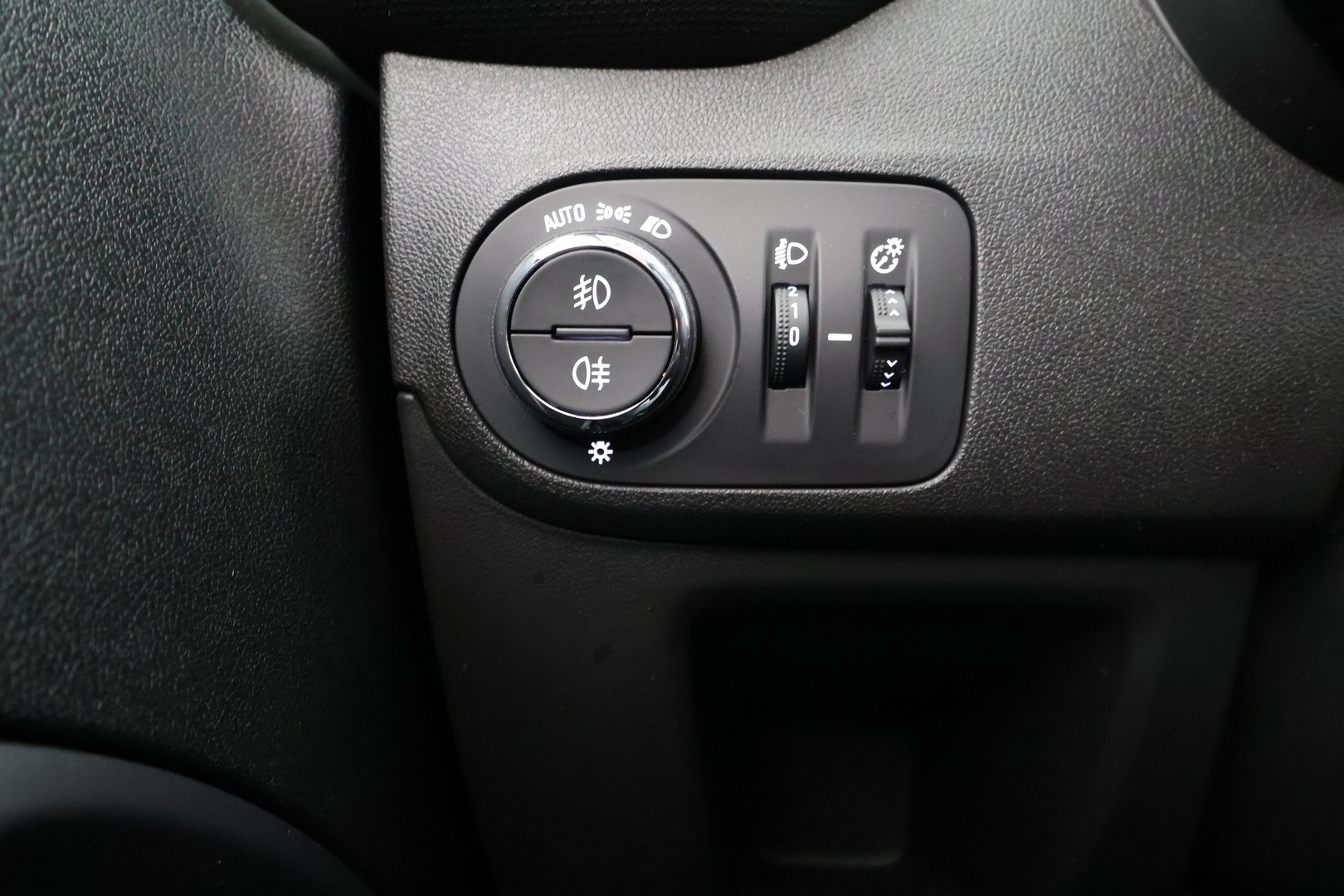 OPEL Crossland X 2019