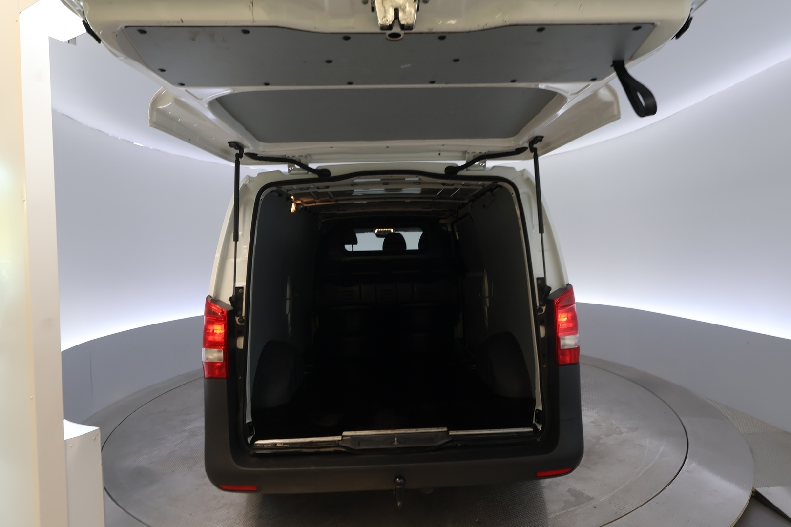 MERCEDES-BENZ Vito 27