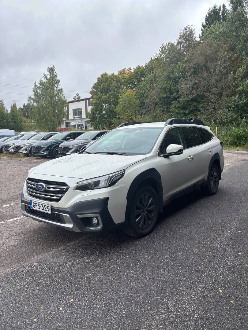 SUBARU Outback 2023