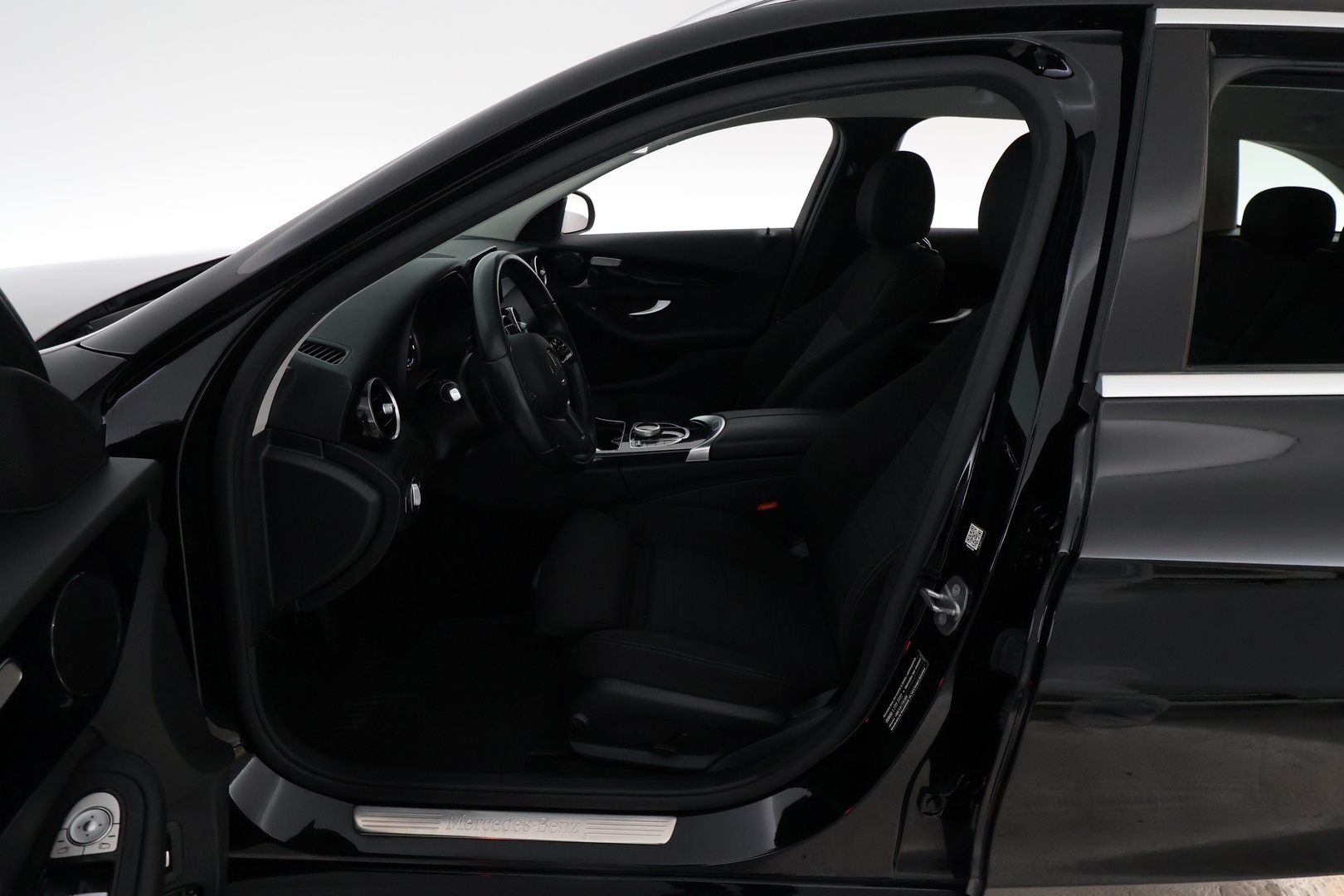 MERCEDES-BENZ C 2019