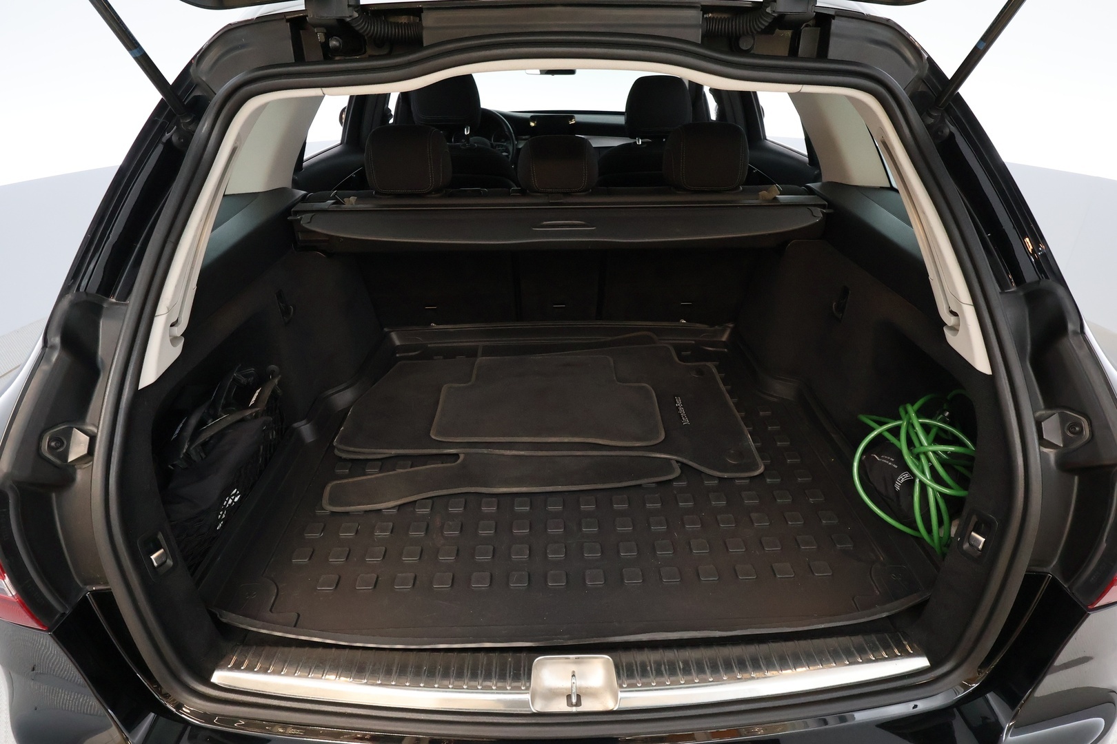 MERCEDES-BENZ C 2019