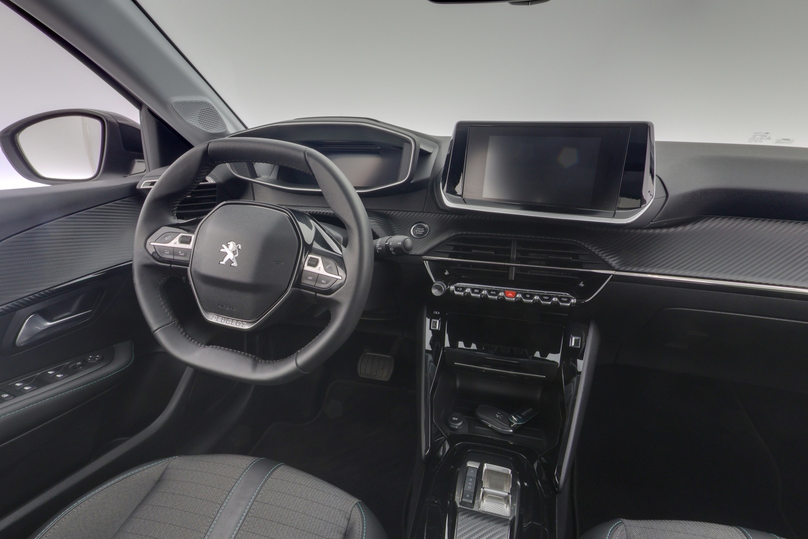 PEUGEOT e-208 2023