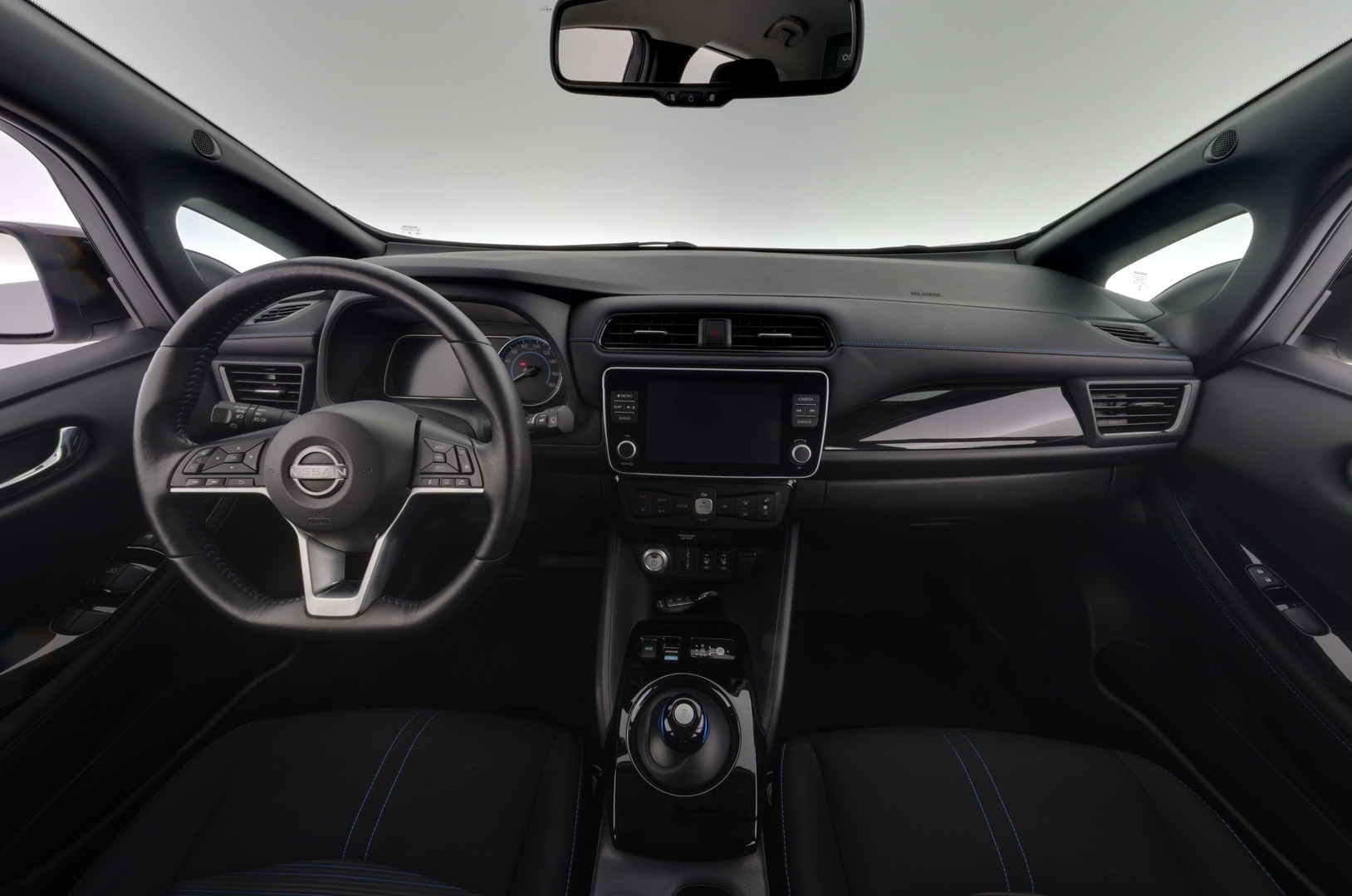 NISSAN Leaf 2023