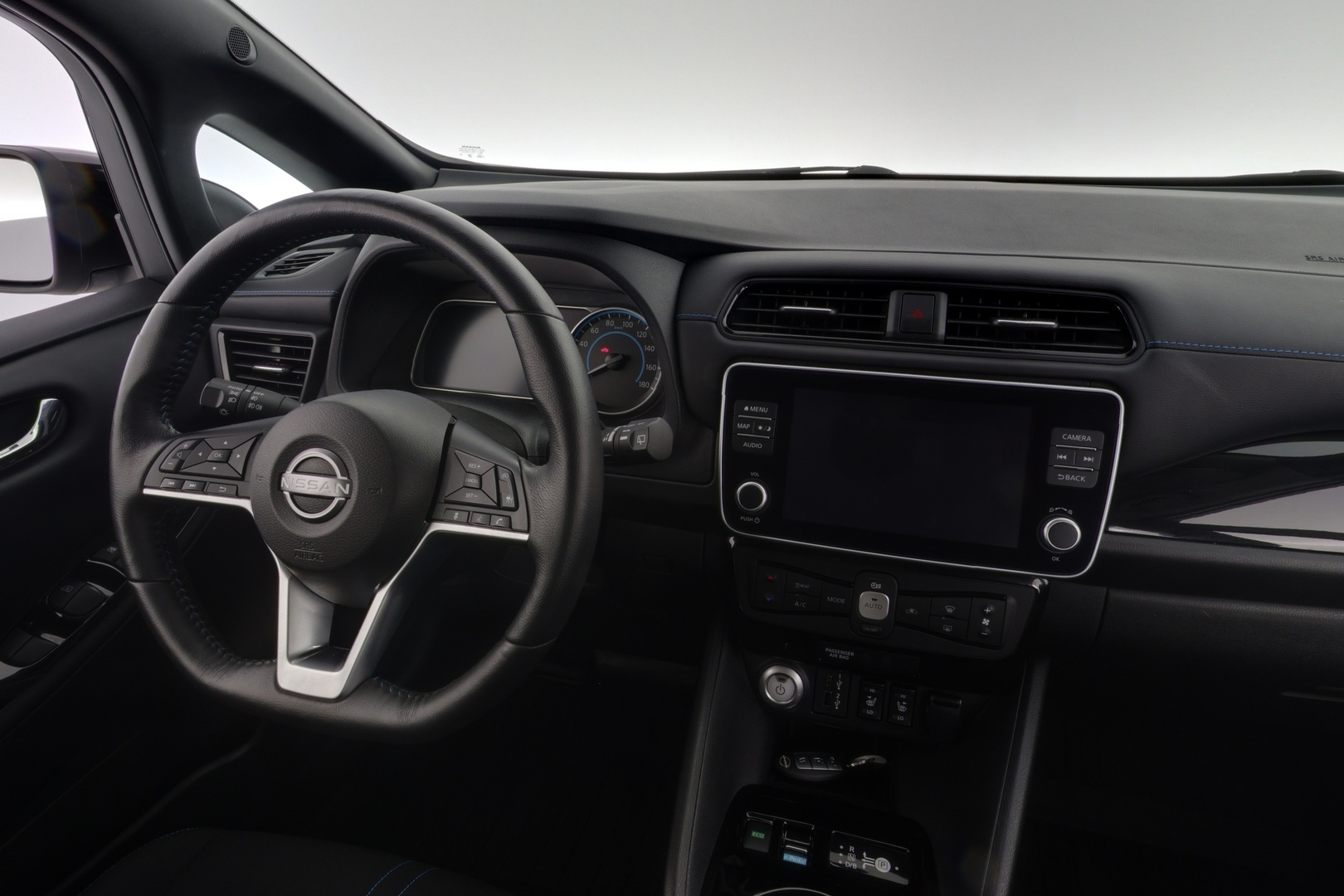 NISSAN Leaf 2023