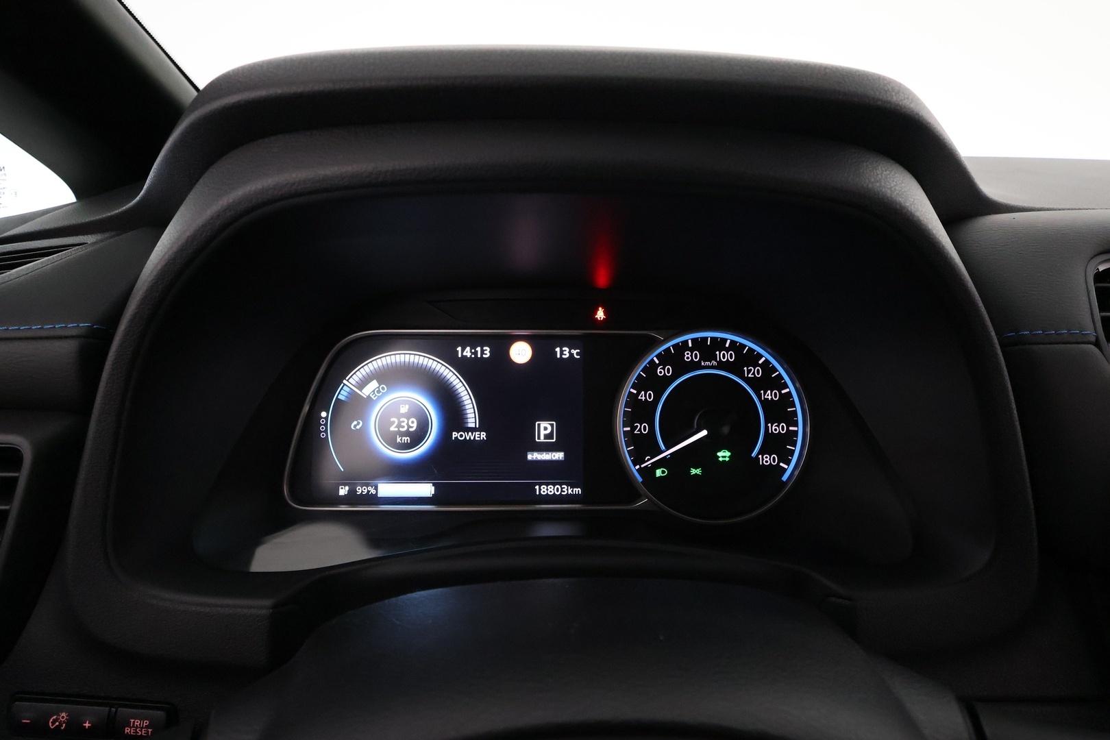 NISSAN Leaf 2023