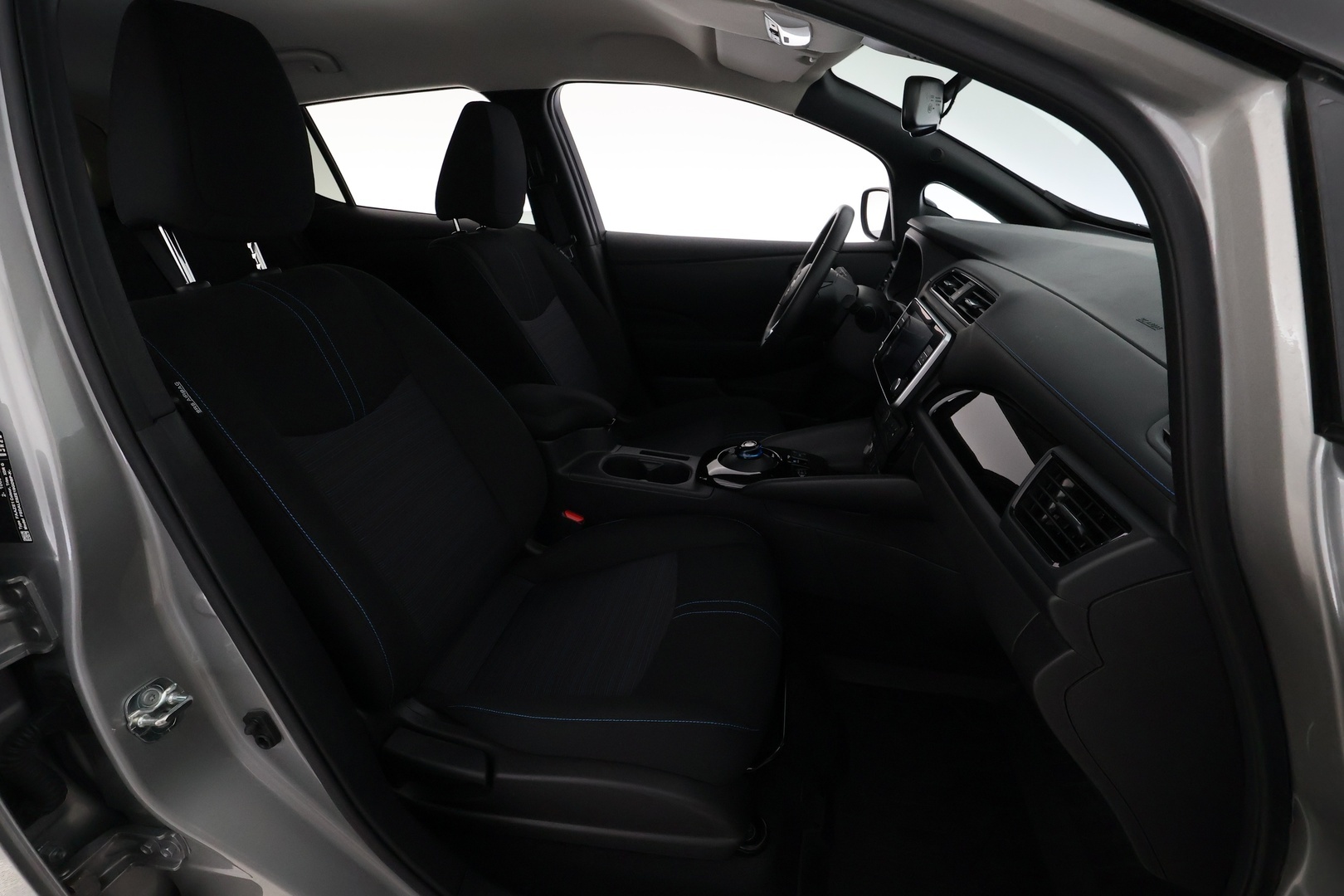 NISSAN Leaf 2023