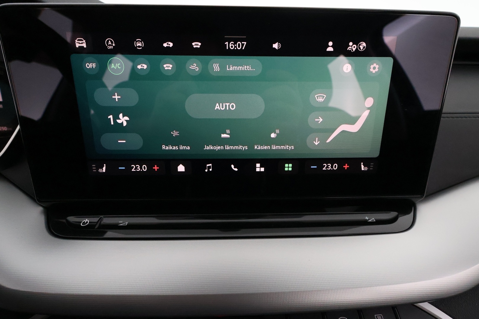 SKODA OCTAVIA 18