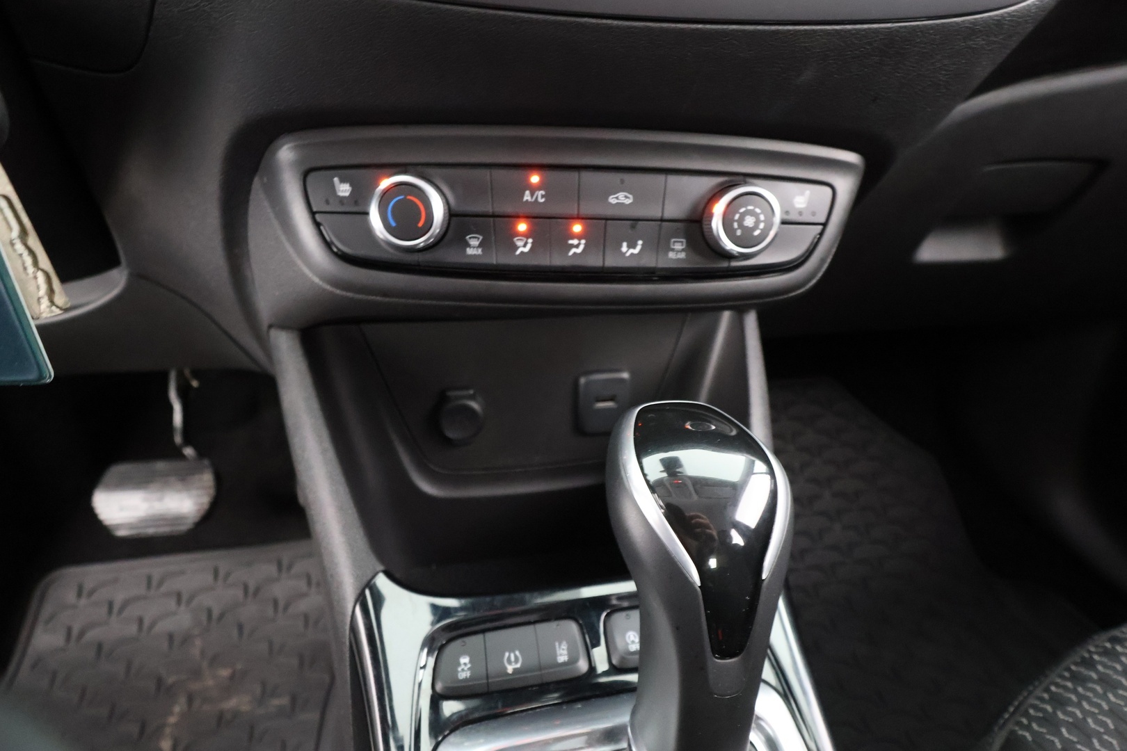 OPEL Crossland X 2020