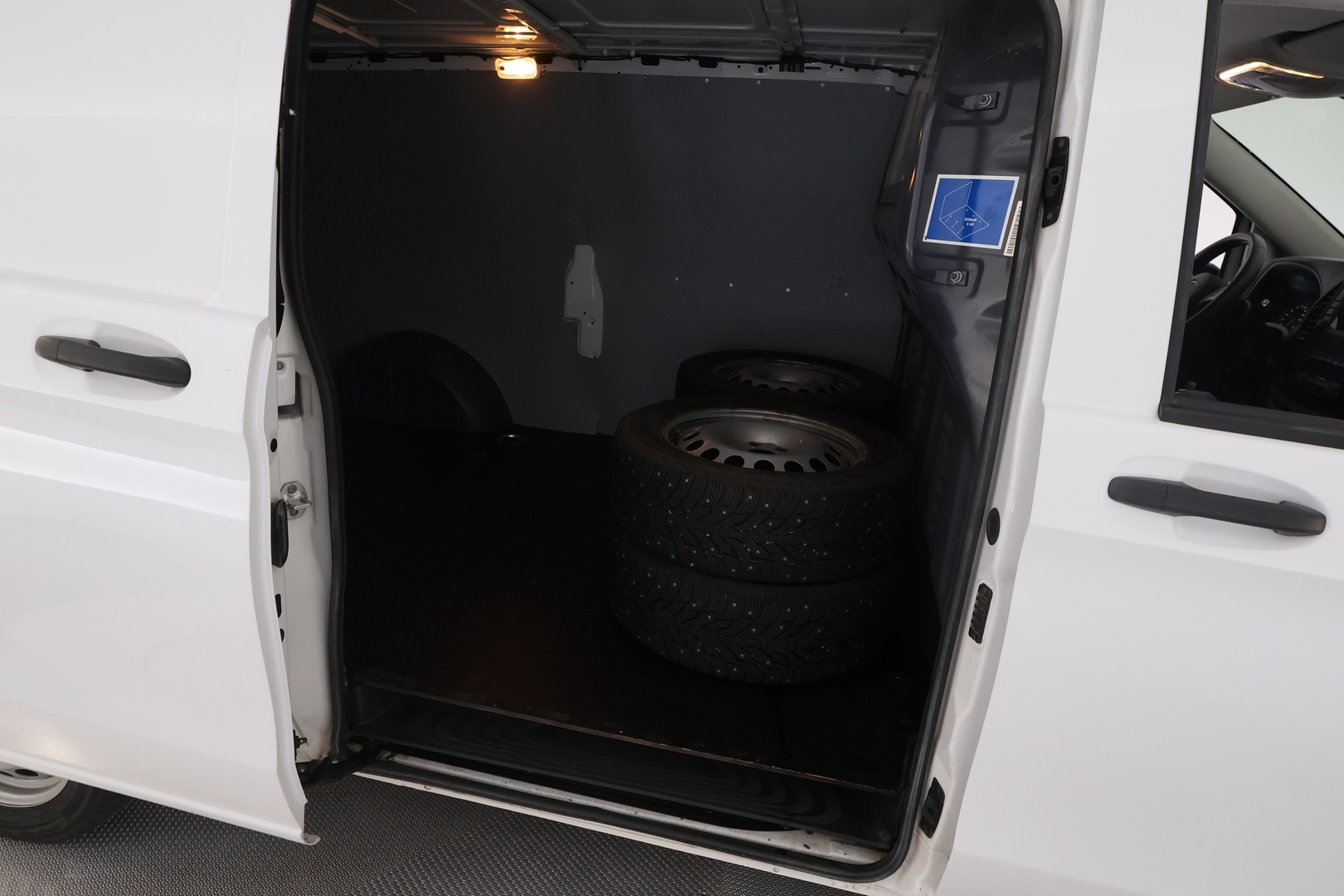 MERCEDES-BENZ Vito 27