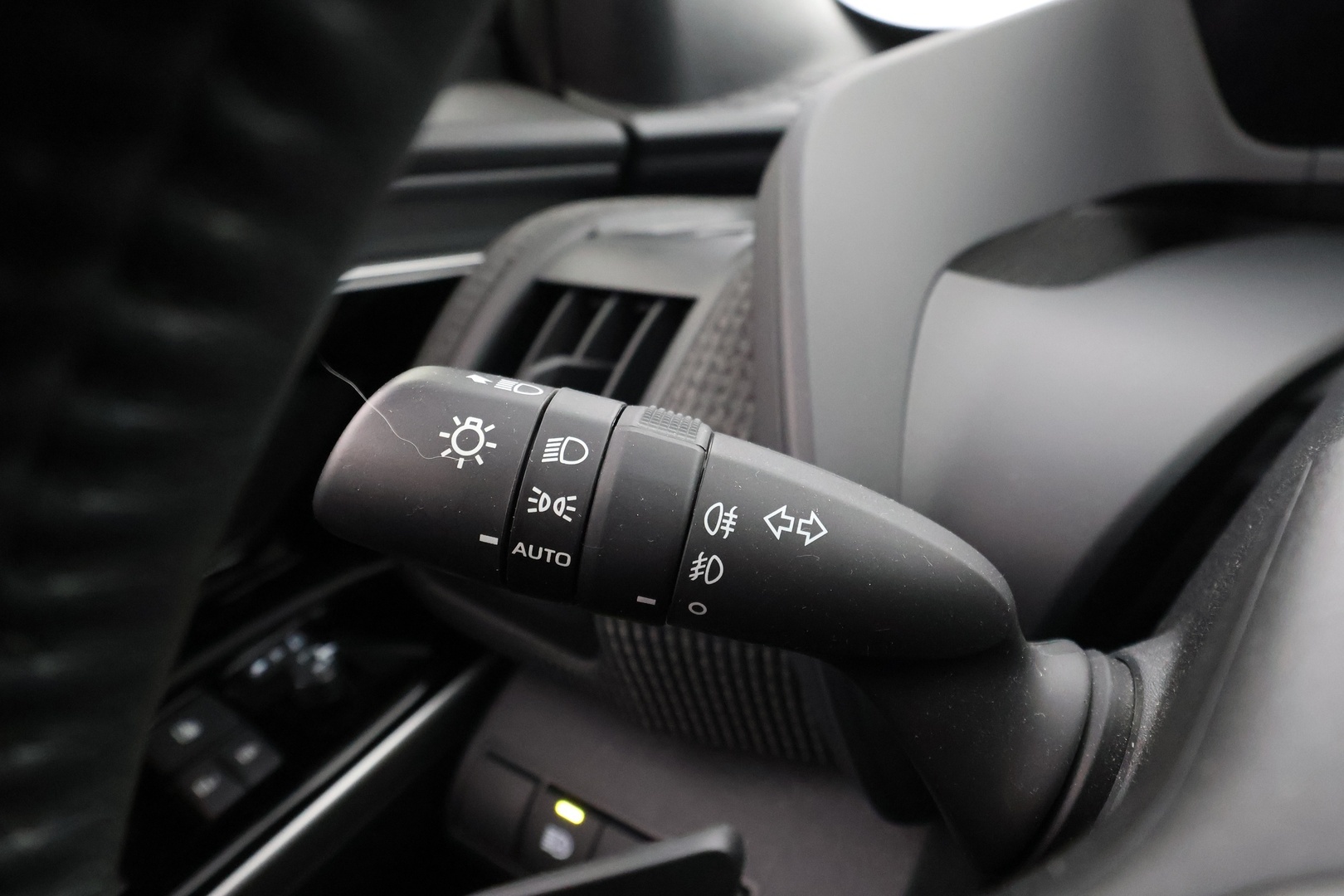 SUBARU Solterra 2024