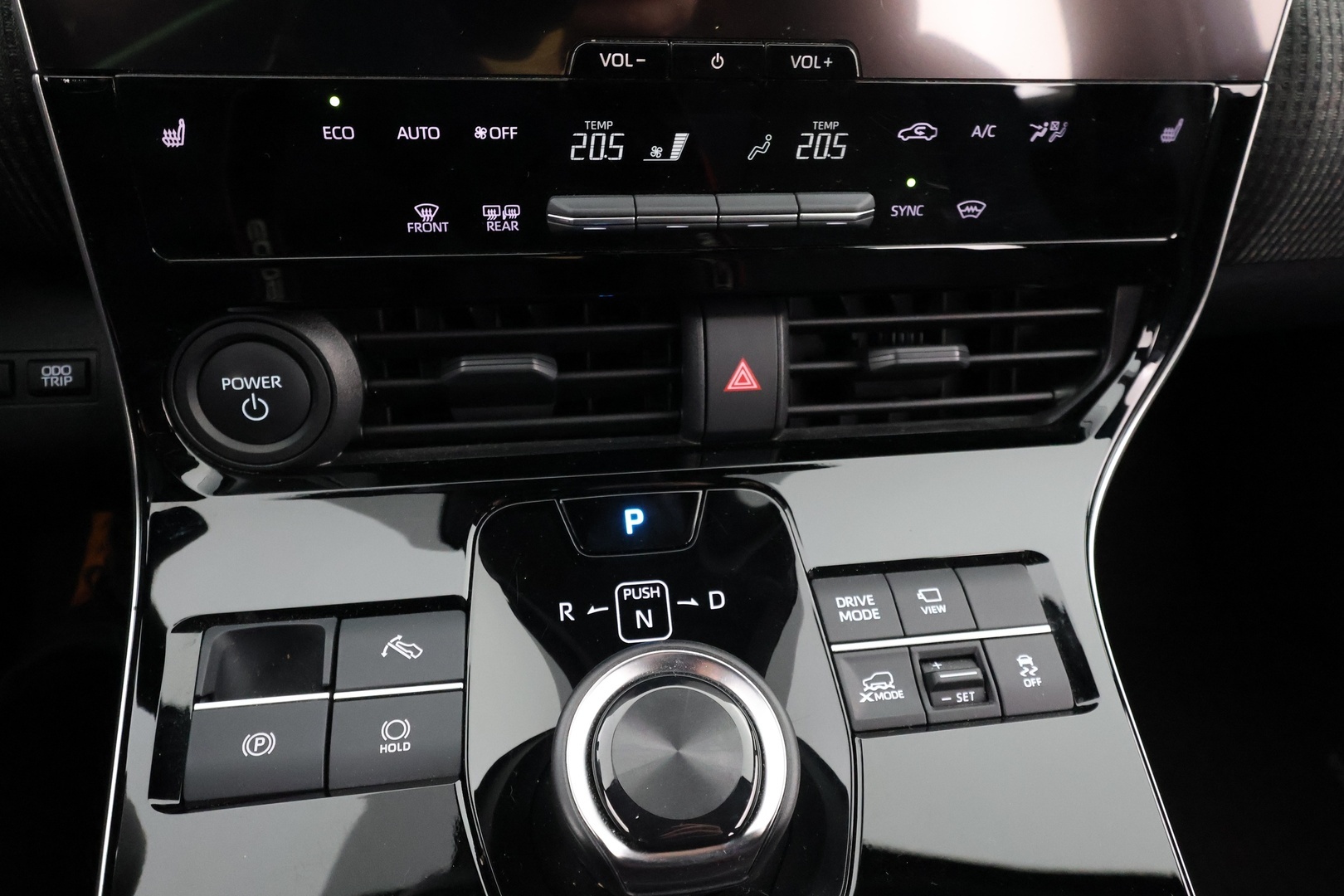 SUBARU Solterra 2024