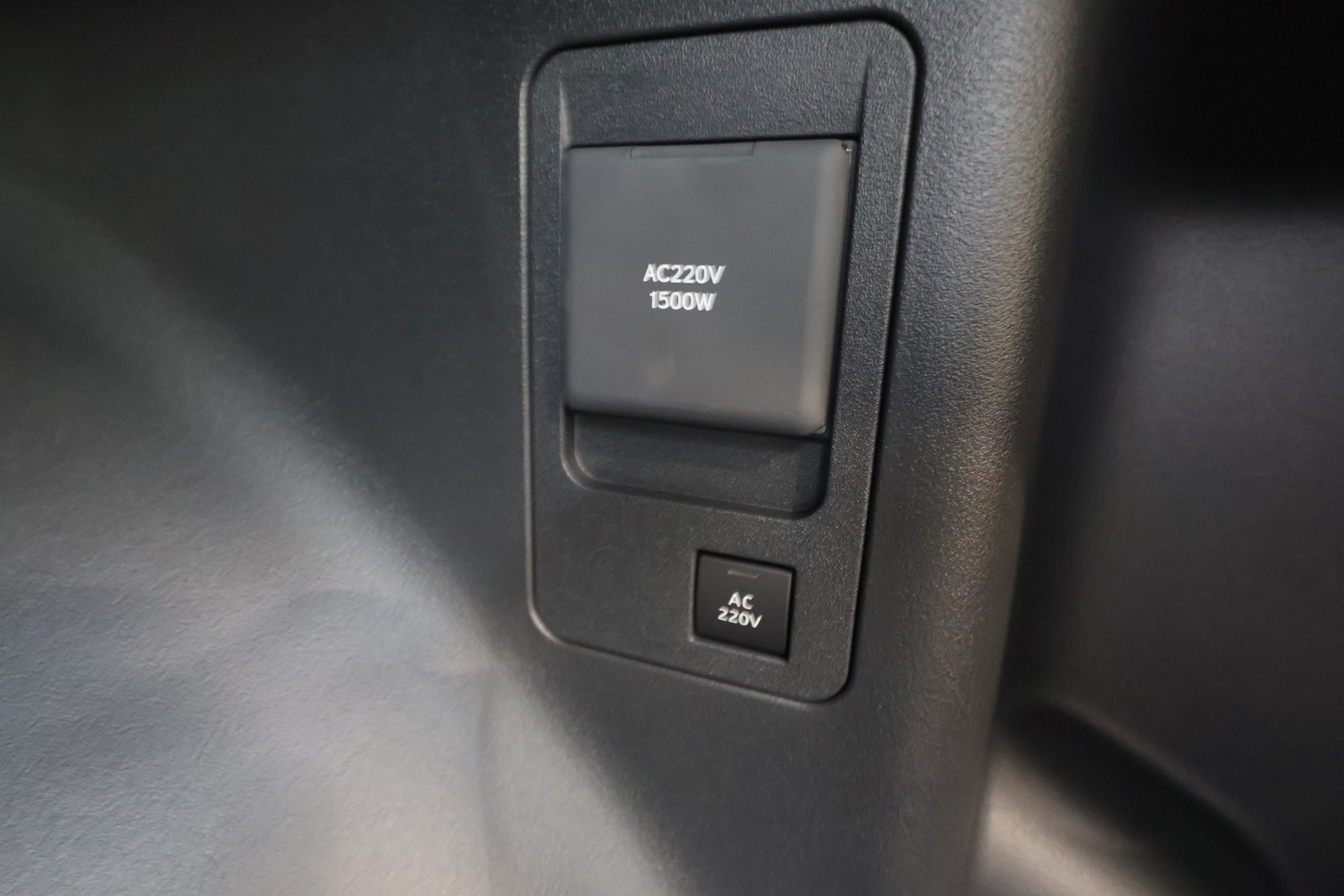 SUBARU e-Outback 2026