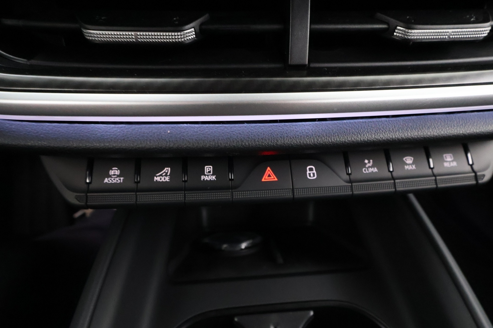 SKODA Enyaq 2026