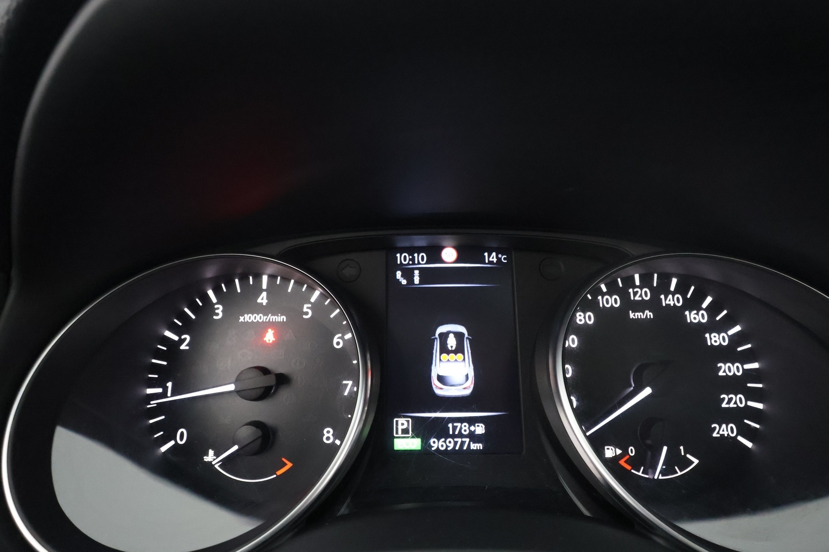 NISSAN Qashqai 2017