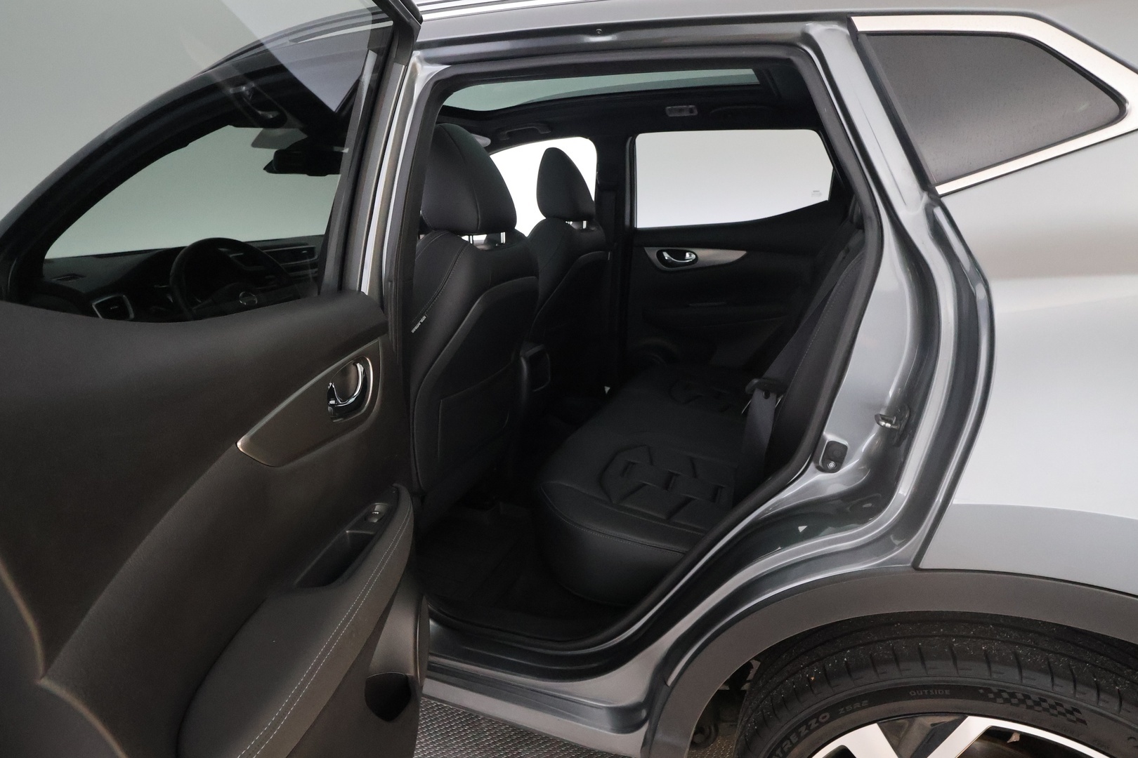 NISSAN Qashqai 2017