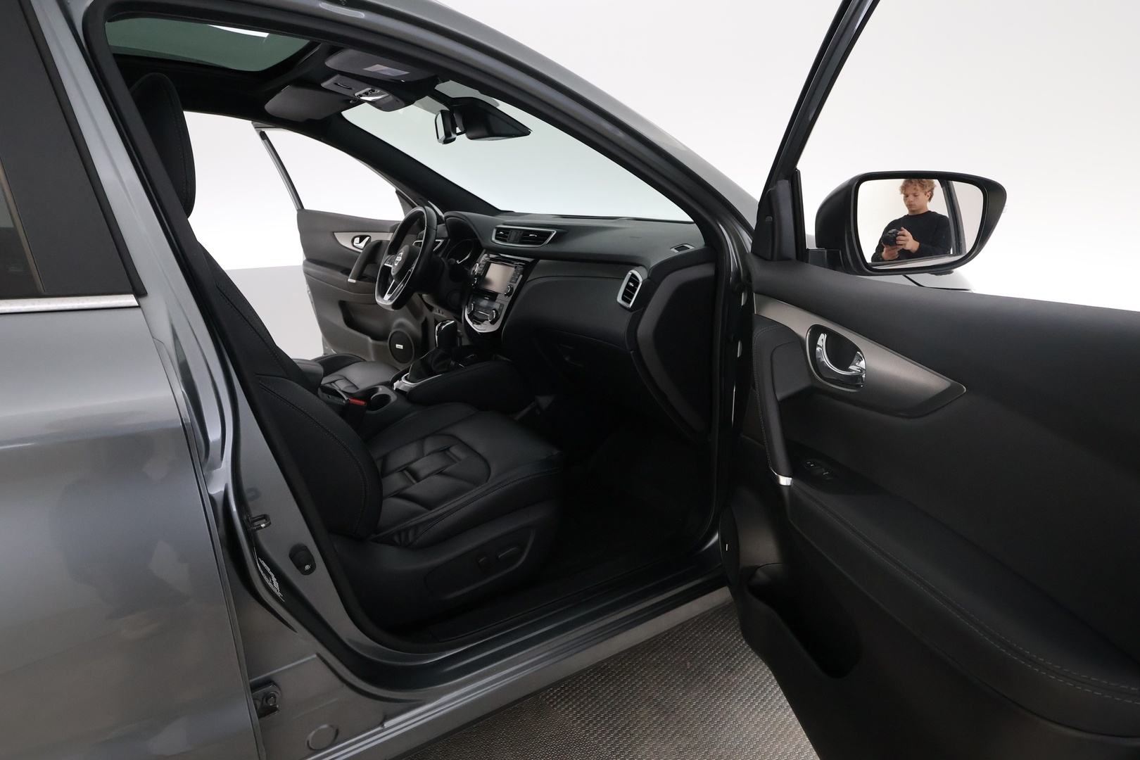 NISSAN Qashqai 2017