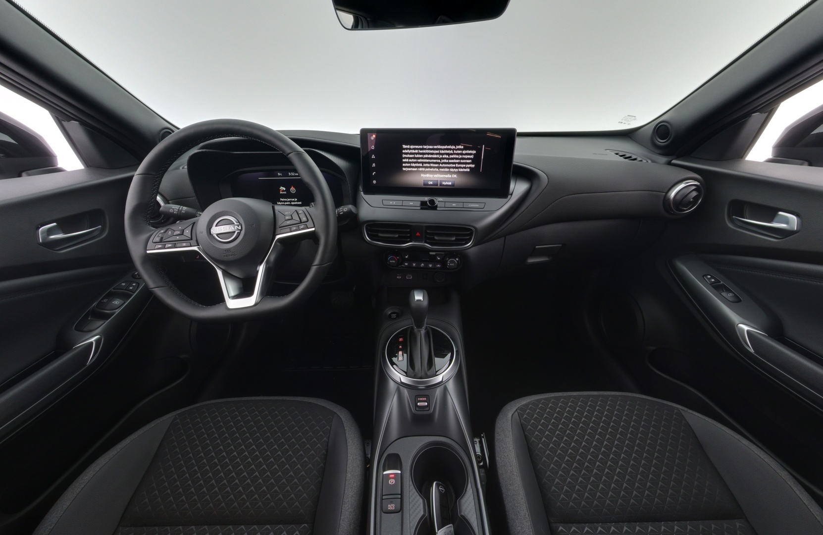 NISSAN Juke 2025