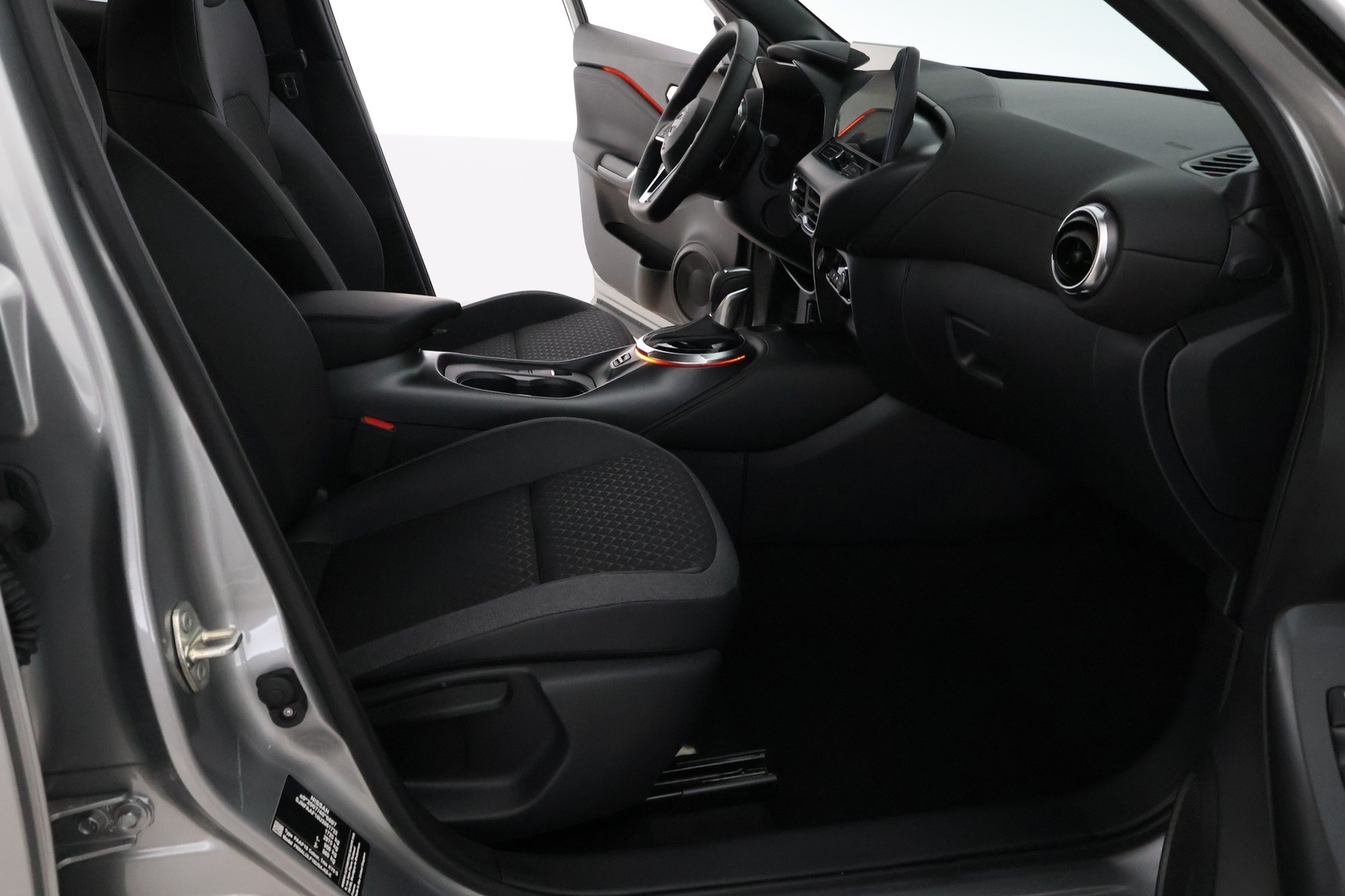 NISSAN Juke 2025