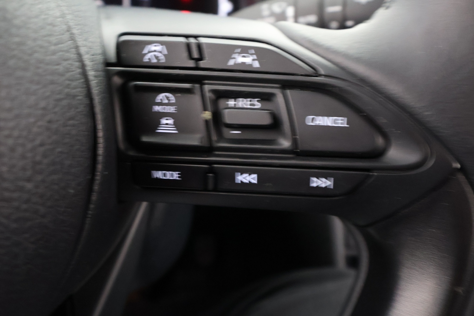 TOYOTA Yaris Cross 2025