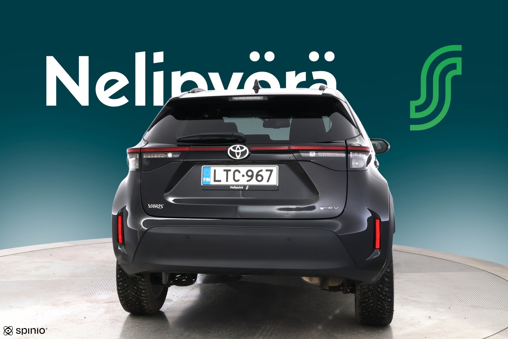 TOYOTA Yaris Cross 2025