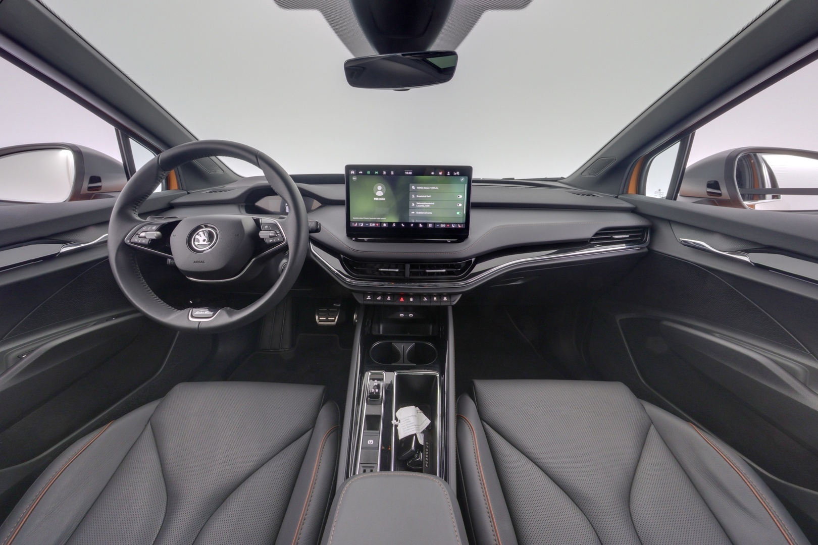 SKODA Enyaq 2025