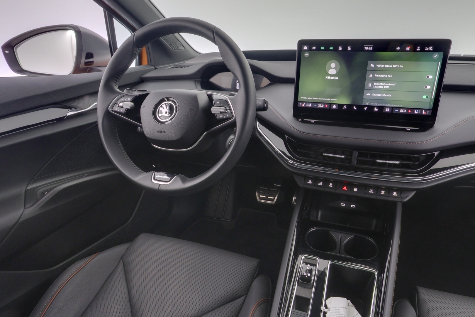 SKODA Enyaq 2025