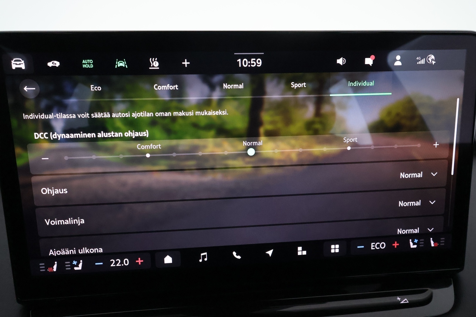 SKODA Enyaq 2025