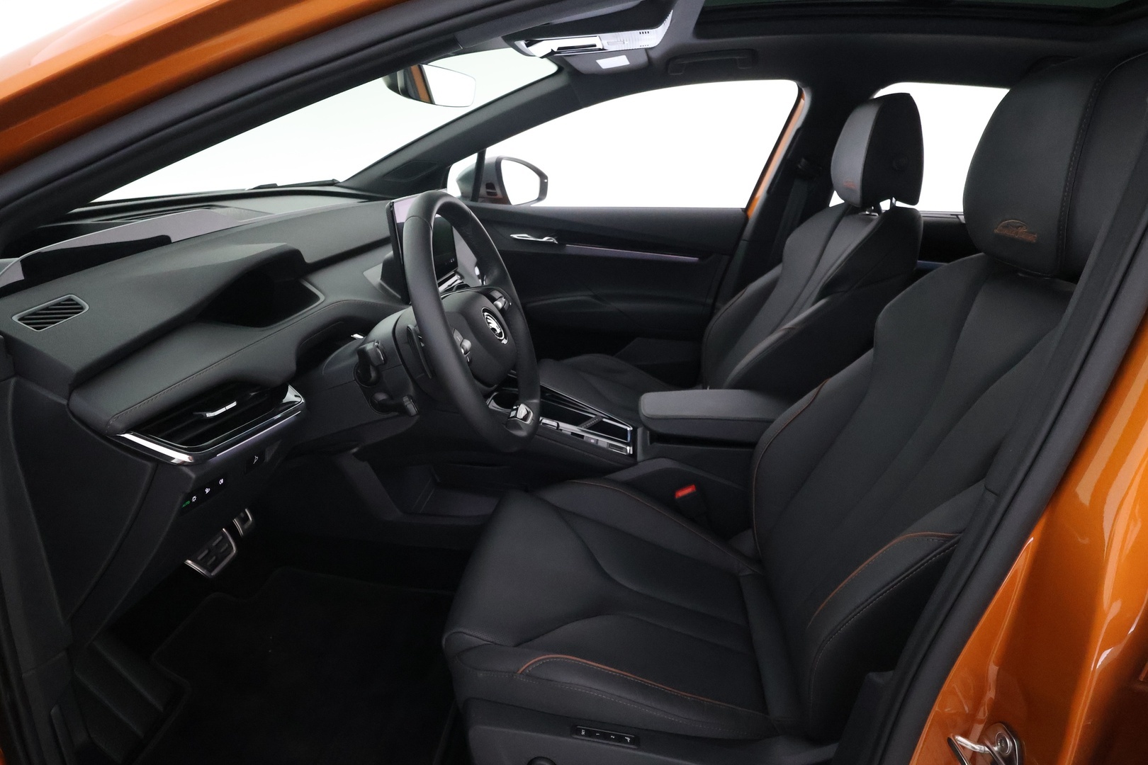 SKODA Enyaq 2025