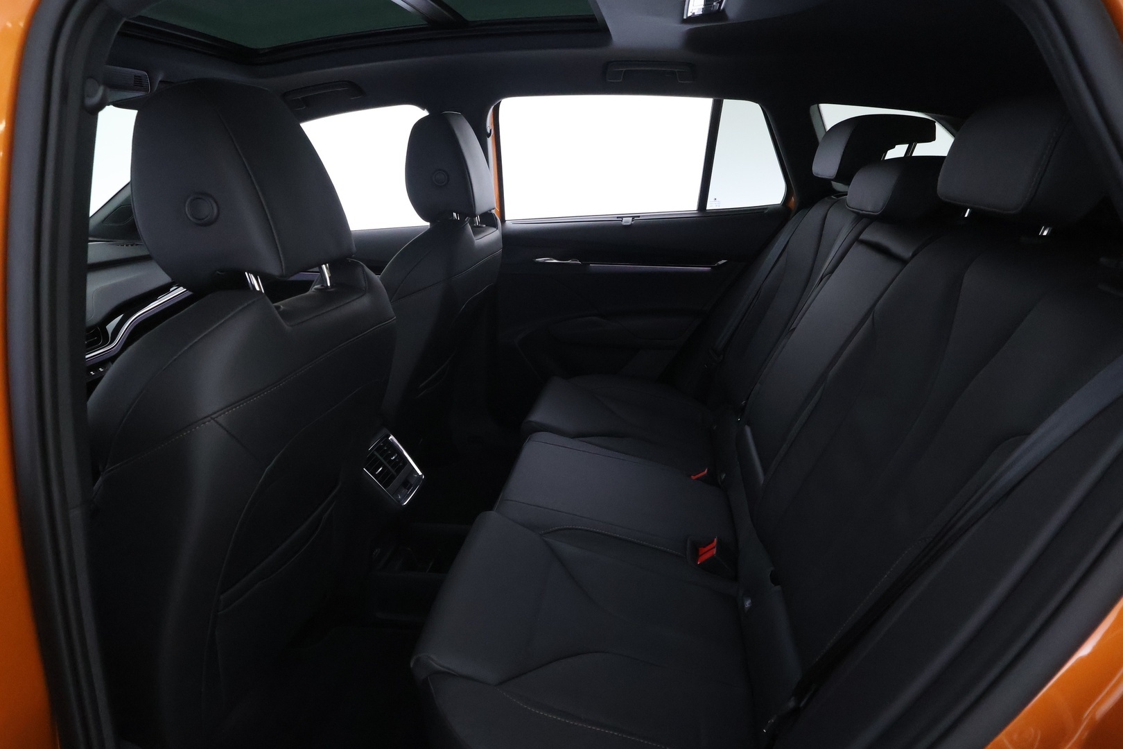 SKODA Enyaq 2025