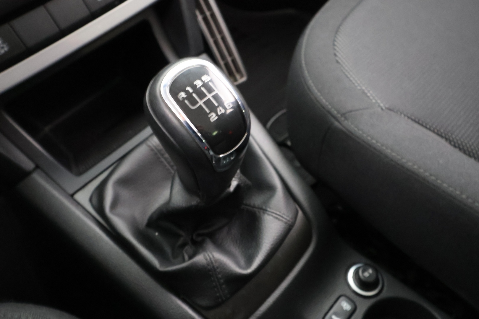 SKODA Yeti 2011