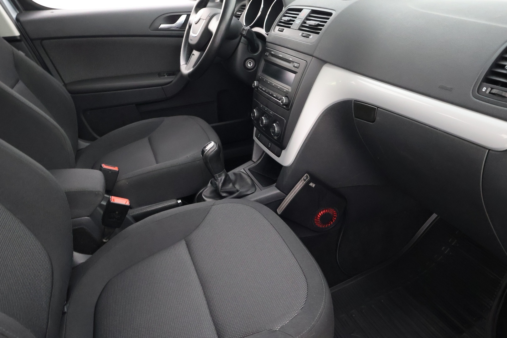 SKODA Yeti 2011