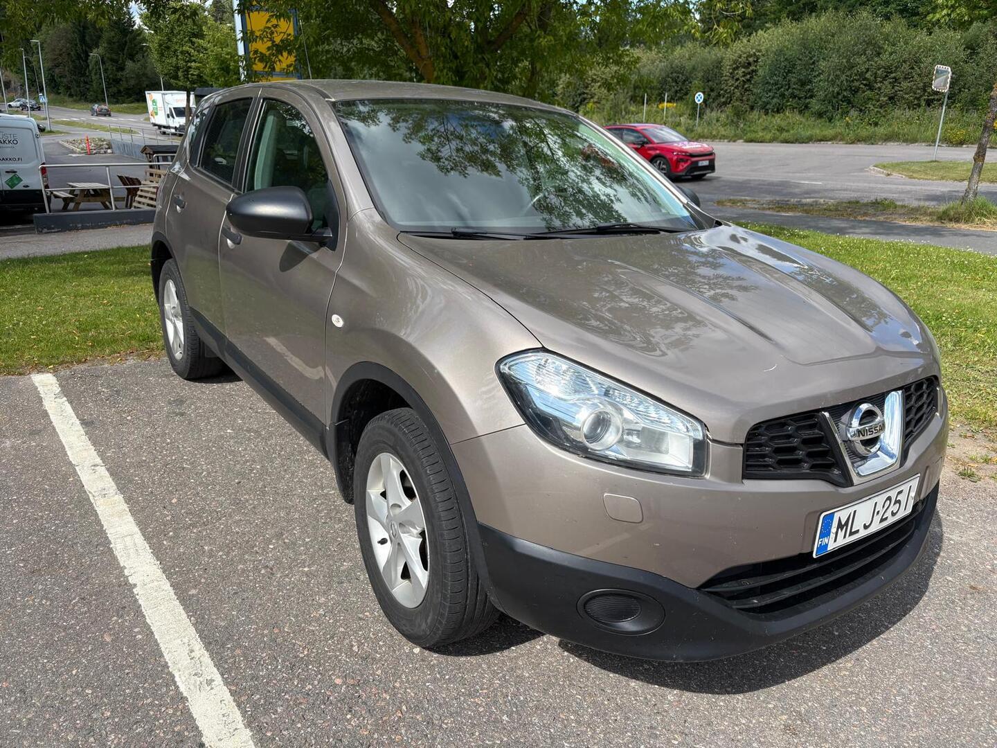NISSAN Qashqai 2013
