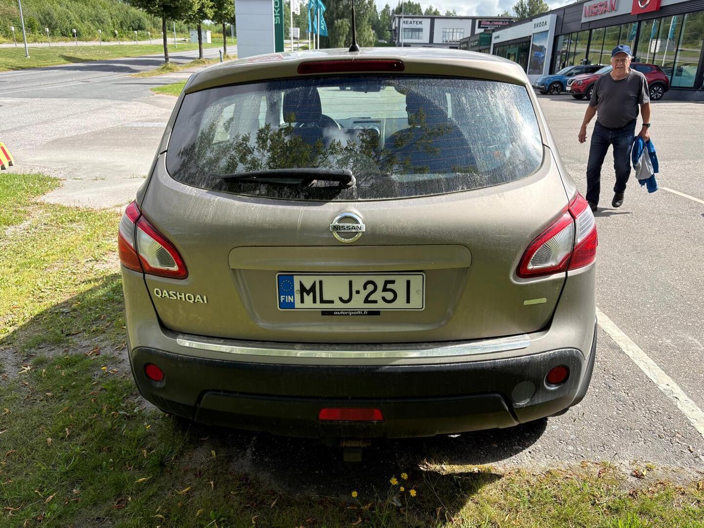 NISSAN Qashqai 2013
