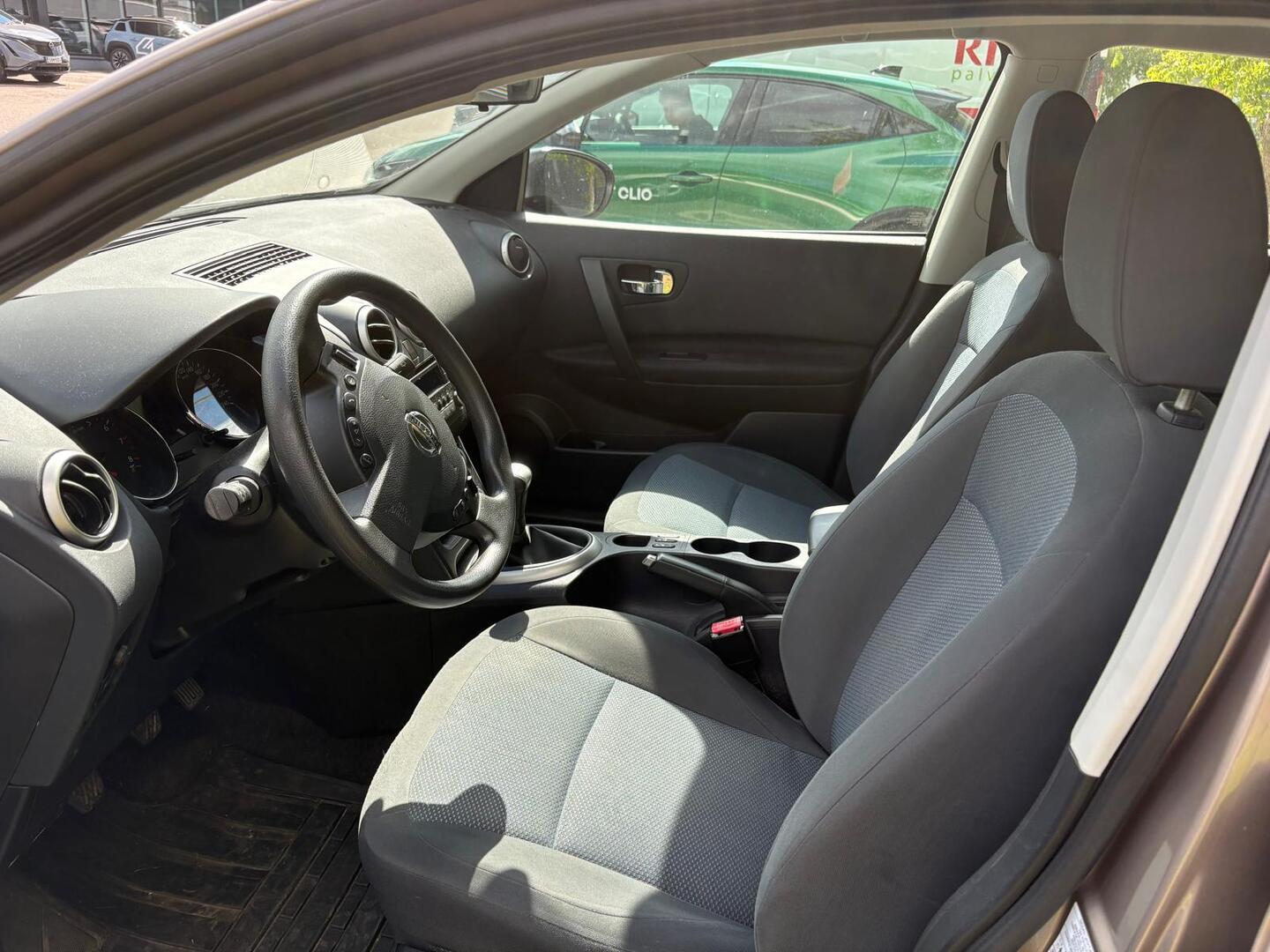NISSAN Qashqai 2013
