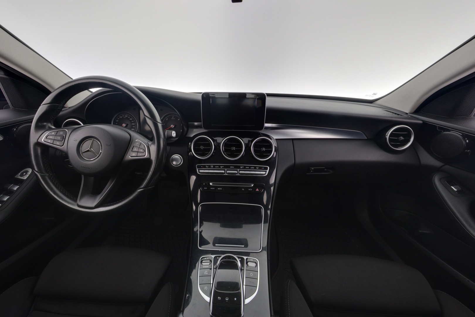 MERCEDES-BENZ C 2015