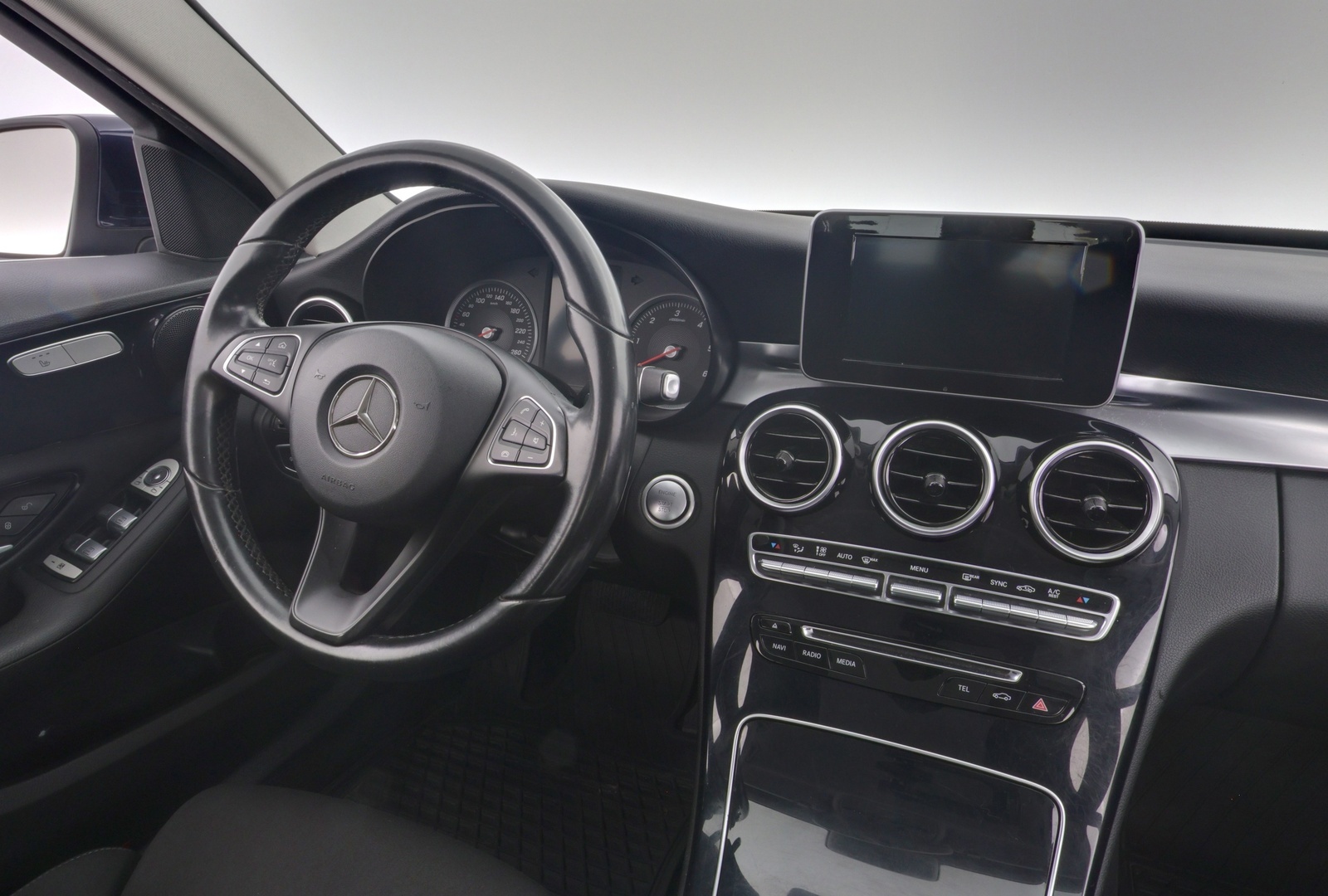 MERCEDES-BENZ C 2015