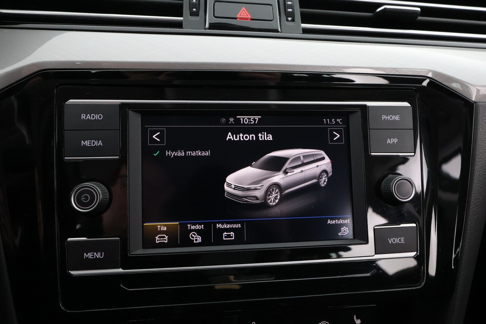 VOLKSWAGEN Passat 2022