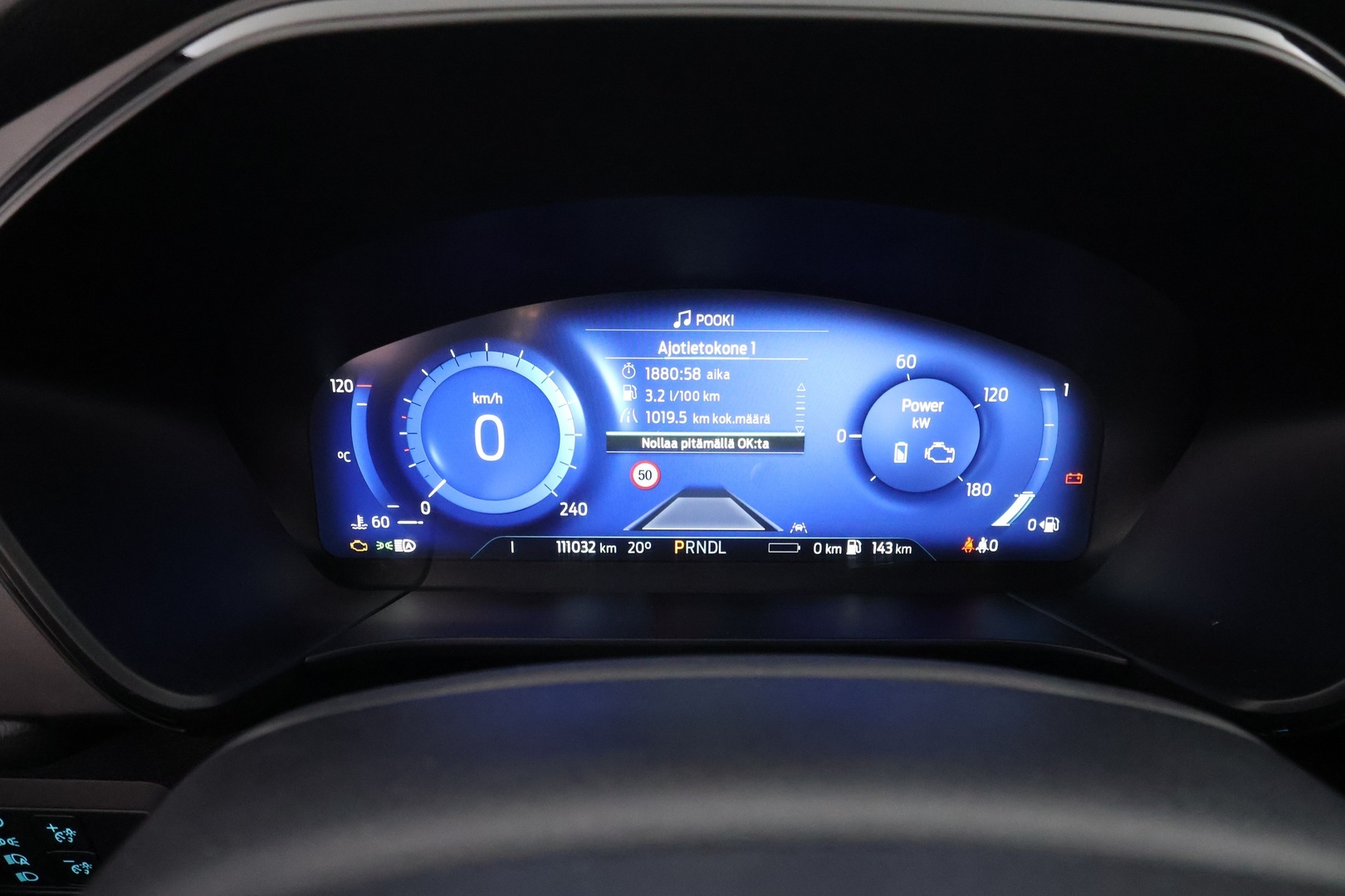 FORD Kuga 2023