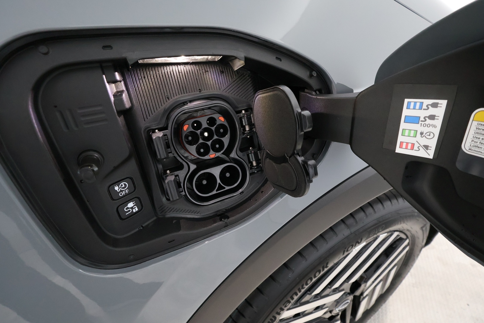 NISSAN Leaf 2026