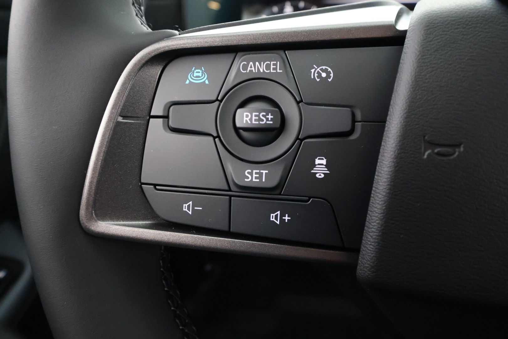 NISSAN Leaf 2026