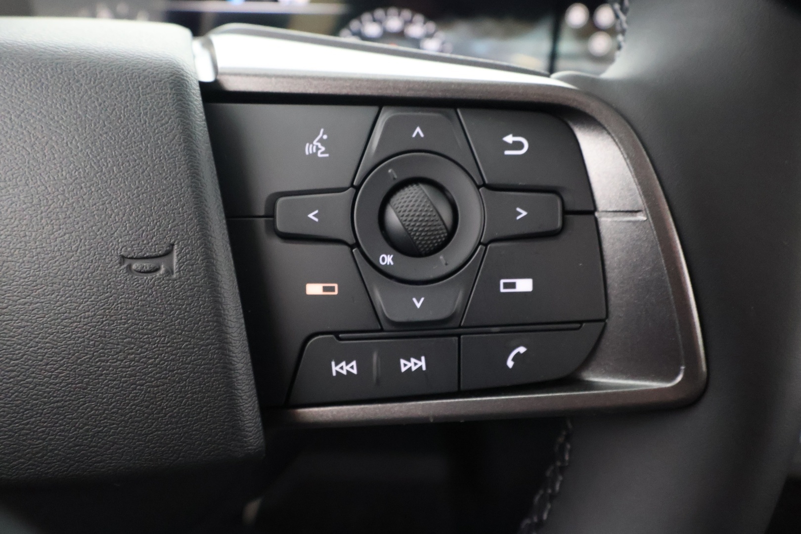 NISSAN Leaf 2026
