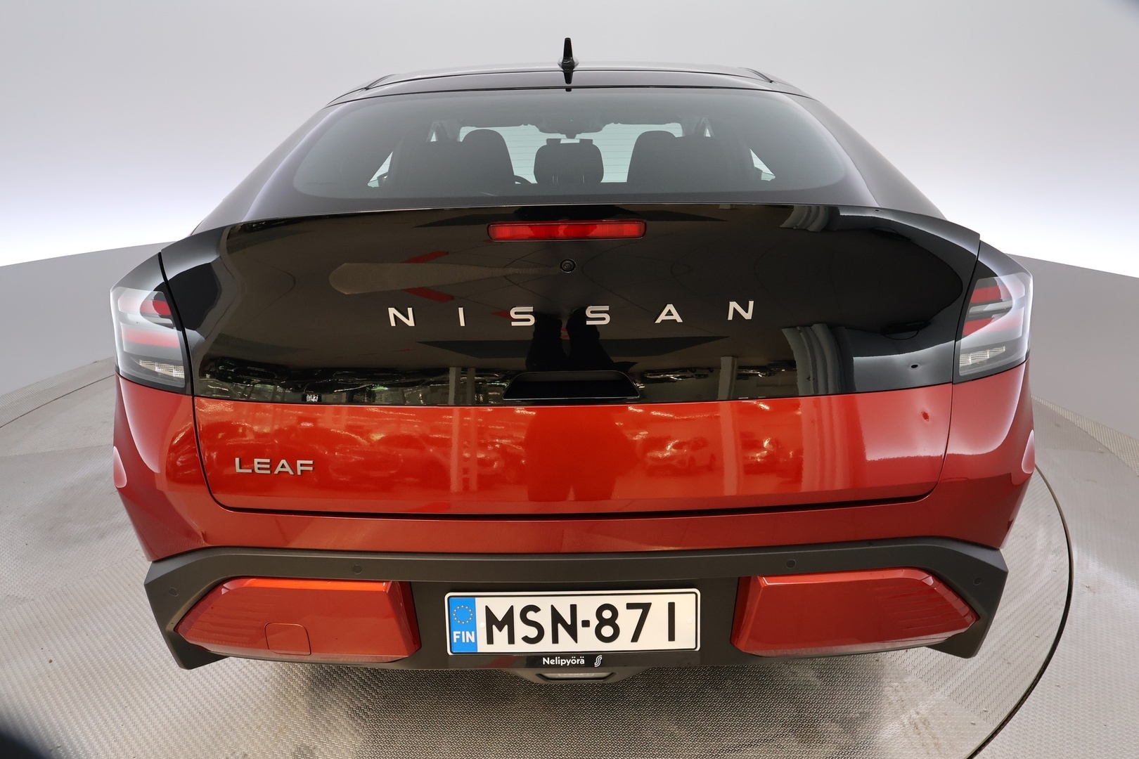 NISSAN Leaf 2026