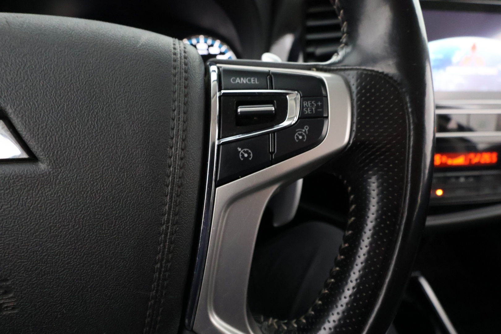 MITSUBISHI Outlander PHEV 2019