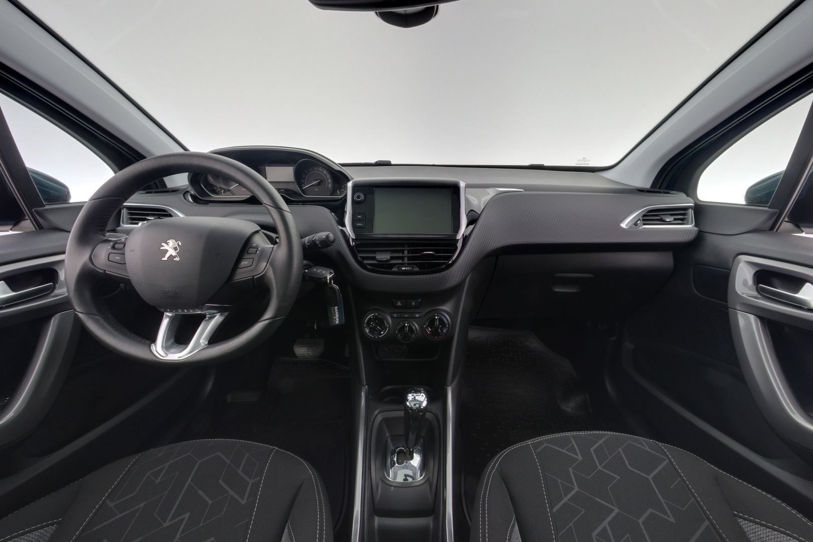 PEUGEOT 2008 2016