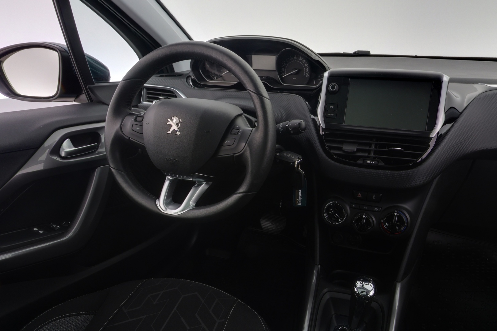 PEUGEOT 2008 2016